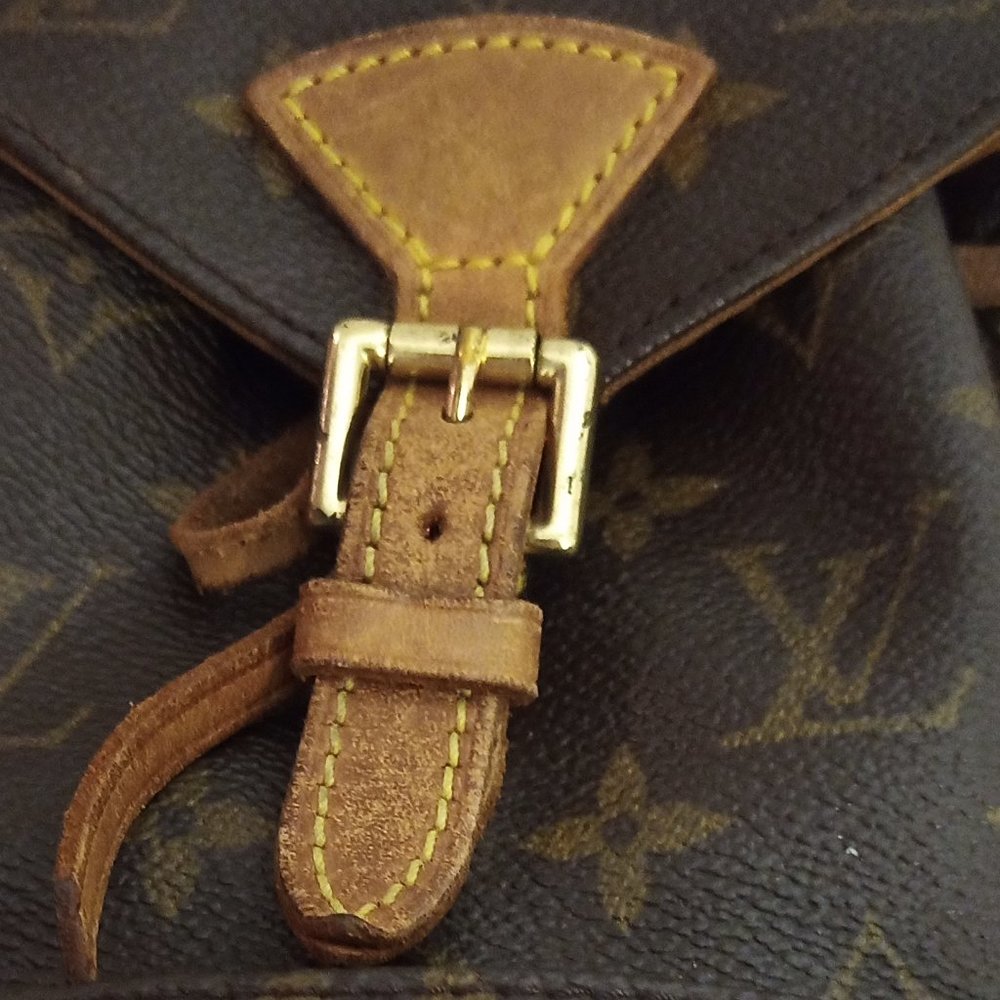 SOLD SOLD EUC LV Vintage Montsouris MM Backpack (w/ Dust Cover & Box) - Picture 12 of 16